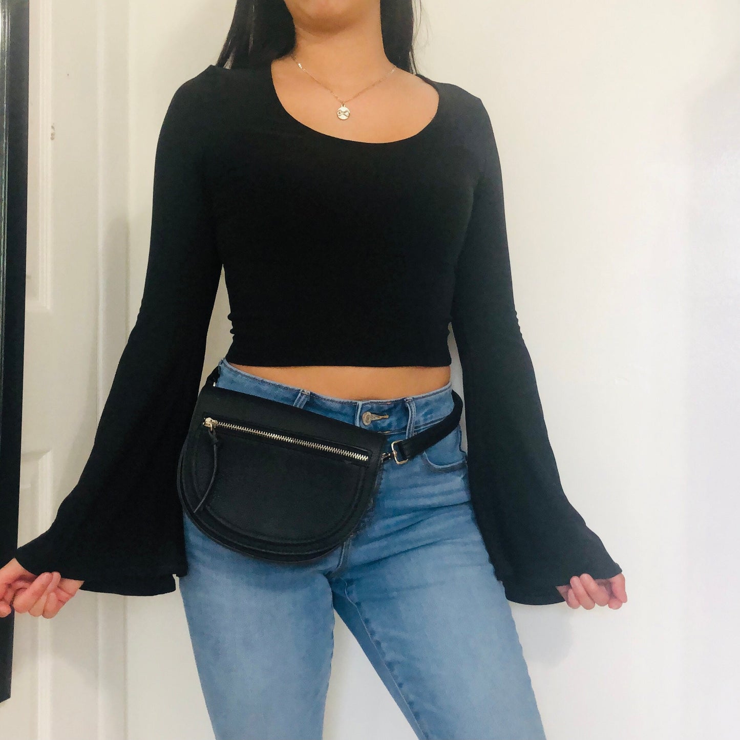 WONDERLAND Crop Top