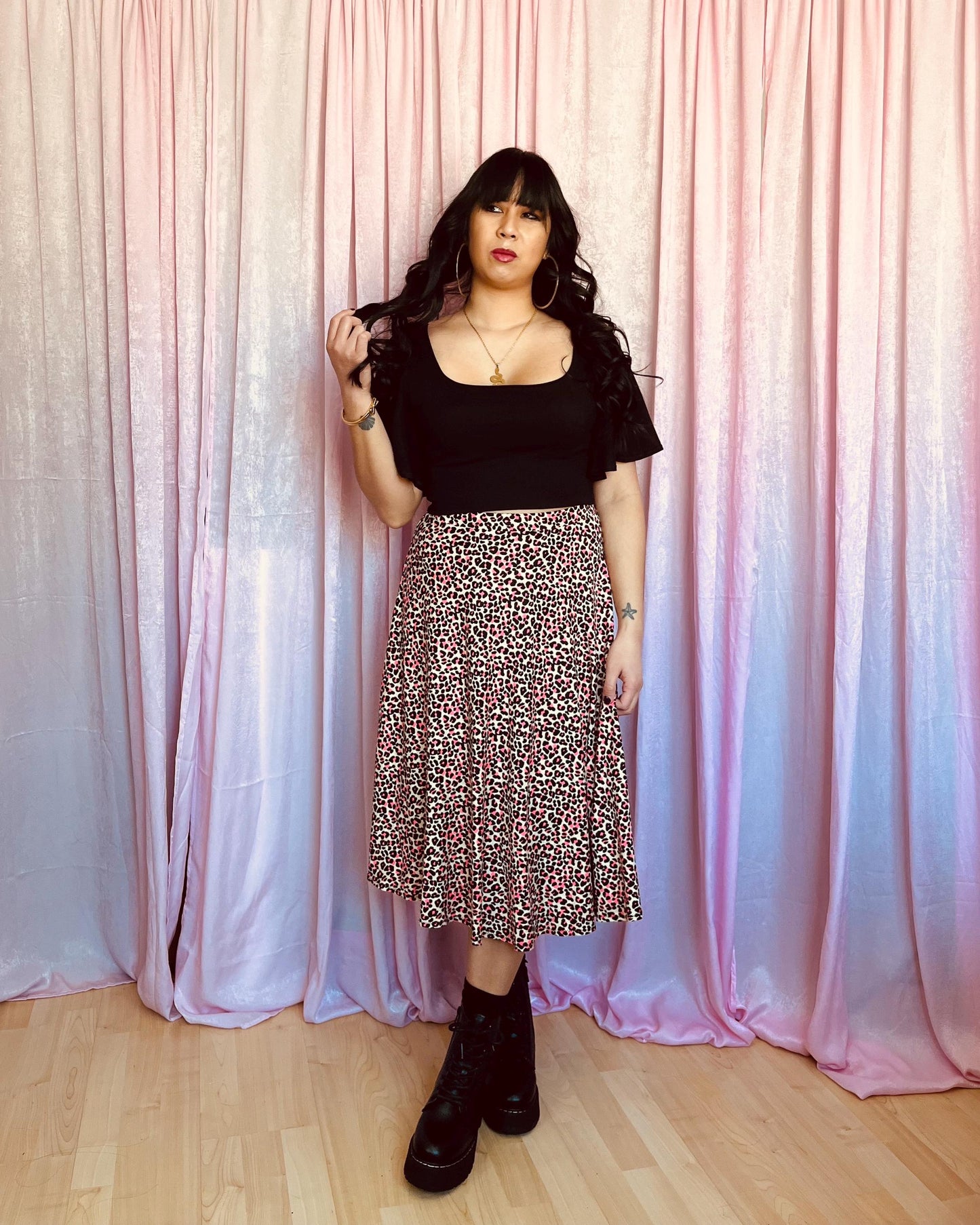 FLOW Midi Skirt